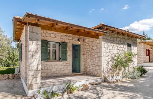 Asprogerakata Villa | Apanema Mindfulness with Heated Pool, Sauna and Ultra Fast WiFi