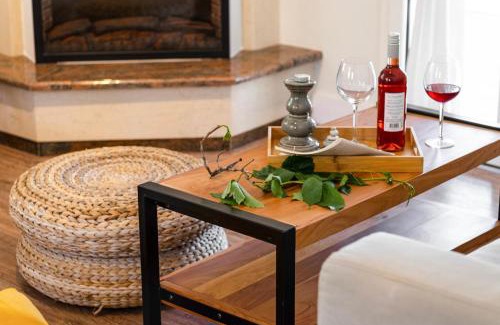 Asprogerakata Villa | Apanema Mindfulness with Heated Pool, Sauna and Ultra Fast WiFi