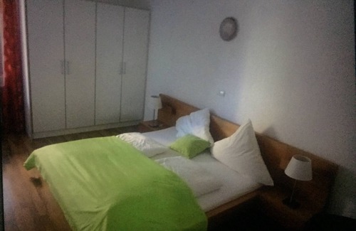 Neustadt an der Weinstrasse Apartment | Apartment (9) renovated and lovingly decorated.