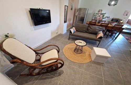 Saint-Hilaire-de-Brethmas Apartment | Apartment with swimming pool, wifi
