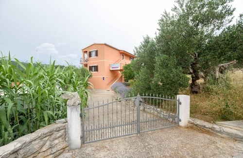 Bozava Apartment | Apartment Ivan (106201-A1) - Bozava (island of Dugi otok)
