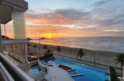 Litoral de Sao Paulo Apartment | Apartamento de Frente Para o Mar, Vista Cinematografica