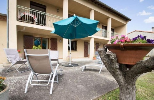 Villefranche-de-Lauragais House | Apartment 100 m2 full foot large terrace overlooking wooded garden