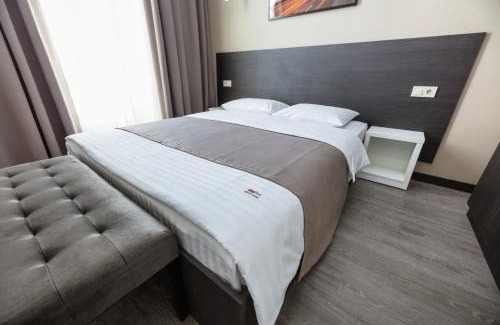 Verkhnie Misto Apartment | Apart-hotel -911 Mikhailovsky