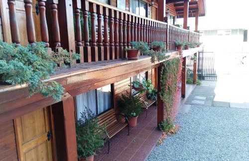 Valdivia Apartment | Apart-Hotel Colonia-Königsberg UBICADO COSTADO TERMINAL BUSES, RÍO CALLE CALLE CARABINEROS DEPARTAMENTOS COMPLETOS CON AIRE ACONDICIONADO Y ESTACIONAMIENTO