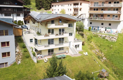 Sankt Anton am Arlberg Apartment | Apart La Vita 4-6 persons Apartment B - Apart La Vita