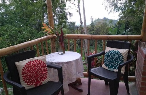 Altos del Rosario Cabin | Apart-study in the middle of nature with a view of Cali and the Valle del Cauca.
