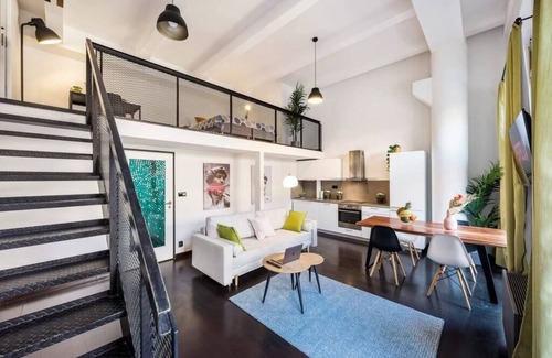 Karlin Apartment | Apart with 3 bedrooms near center Prague