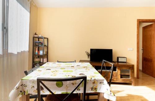 Gombren Apartment | Apartament a Gombrèn Girona amb vistes a la natura