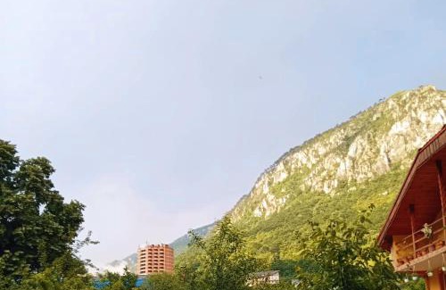 Baile Herculane Apartment | Apartament Costescu 2