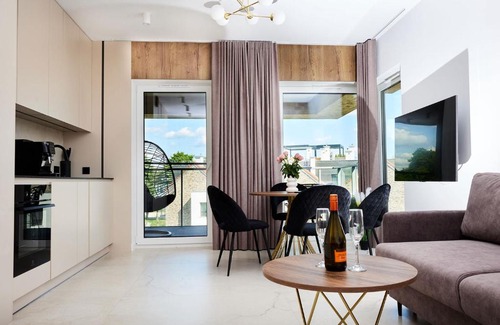 Wilkasy Apartment | Apartament E18 w Nautica Resort nad jeziorem w Giżycku