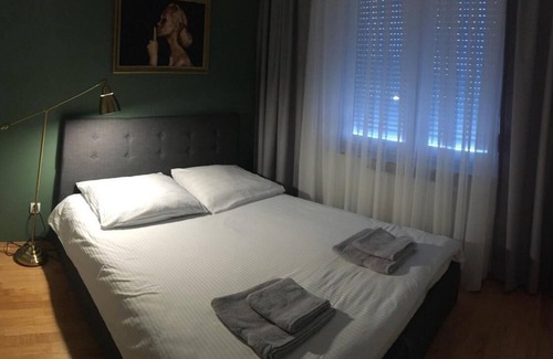 Torun Hotel | Apartament F&J 35