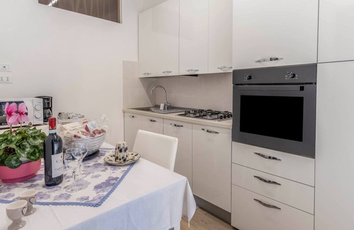 Cassone Apartment | Apartament in Malcesine Cassone on Lake Garda with Mountain View & Terrace
