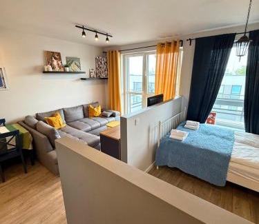 Lodz Apartment | Apartament Lemon Loom przy Księżym Młynie - Klimatyzacja - FV - WiFI - Wejście na KOD