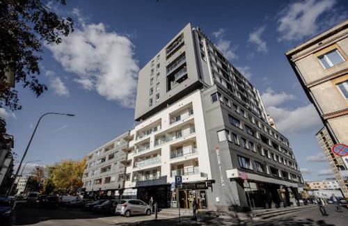 Kielce Apartment | APARTAMENT PREMIUM BLACK HORS Centrum Ścisłe Deptak -ETIUDA Panoramiczna 2 -Garaż Podziemny