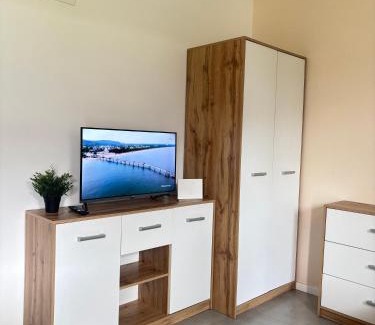 Wolin Apartment | Apartament Prosta 11 Your Holiday Apartment on Wolin Island KLIMATYZACJA TV WIFI