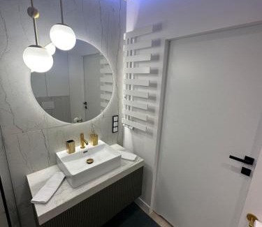 Bronowice Apartment | APARTAMENT WRAŻEŃ Kraków