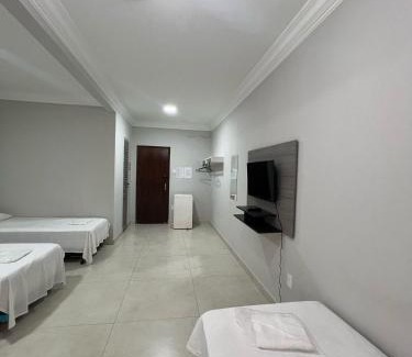 Patos de Minas Apartment | Apartamento 101 - Suíte ampla para grupos e empresas