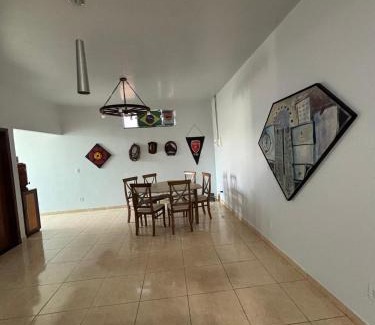 Goiania Apartment | Apartamento 102 espaçoso e tranquilo