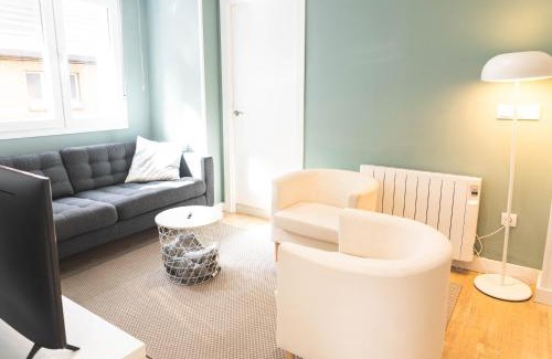 Distrito Llano Apartment | Apartamento Bobes I