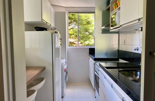 Sion Apartment | Apartamento Inteiro Para 03 Pessoas com ar, Garagem e Wi-fi. Pet Friendly