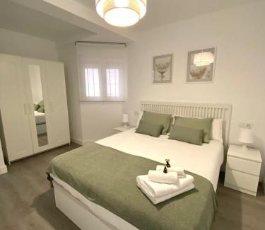 Ensanche Centro Apartment | Apartamento céntrico en Málaga junto al puerto