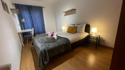 Palhais Apartment | Apartamento completo com 3 quartos ate 6 pessoas