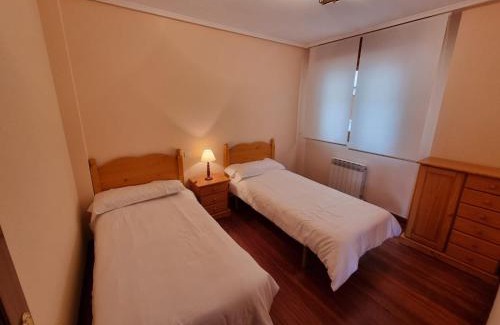 Medina De Pomar Apartment | Apartamento con piscina privada No mascotas