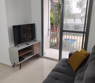 Campo Grande Apartment | Apartamento confortável e com piscina em São Paulo