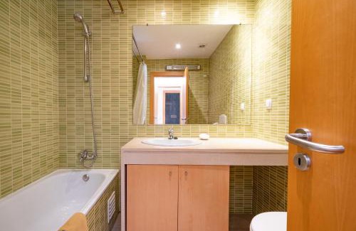 Montechoro Apartment | Apartamento Corcovada by Umbral