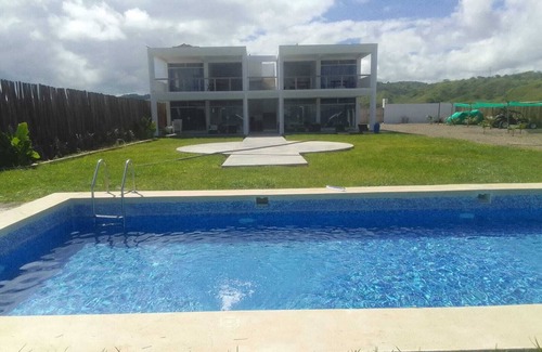 Canoas Apartment | ¡apartamento Frente al Mar! Ideal Para Relajarse Familia o Amigos