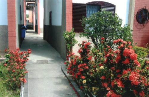 Iguaba Grande Apartment | Apartamento Iguaba Grande, bairro Canellas City , Condomínio Claudia, em frente ao Quiosque do popeye