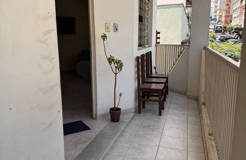 Aparecida Apartment | Apartamento na calçada do Santuário, ao lado da Feira e de frente o Teleférico.