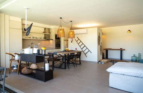 Salgados Apartment | Apartamento Sal d'Areia by D'Alma Portuguesa