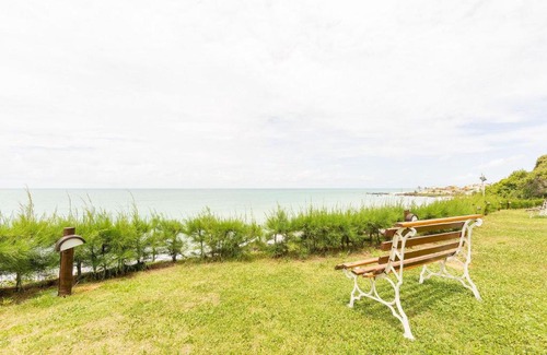 Pirangi do Norte Apartment | Apartamento térreo vista mar no Sagres - Porto Brasil por Carpediem