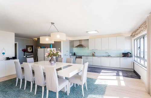 Nazare Apartment | Apartamento T3 Nazaré para Férias (Frente Mar AL)