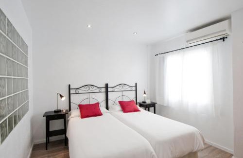 Los Llanos Resort | Apartamentos Adjovimar
