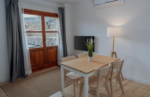 Alquezar Apartment | Apartamentos Fuendebaños