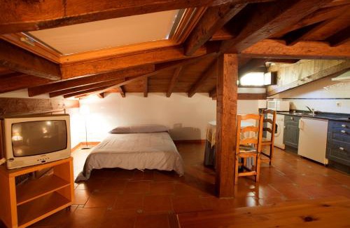 Cambarco Apartment | APARTAMENTOS LA COTERA - BARRIO DE ARRIBA segunda entrada 2