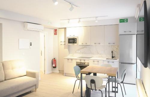 Burgos Apartment | APARTAMENTOS LA FLORA BURGOS todos con aire acondicionado y ascensor