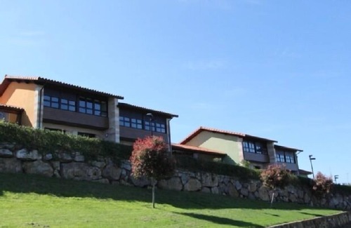 Lloreda Cottage | Apartamentos rurales Laboz for 8 people