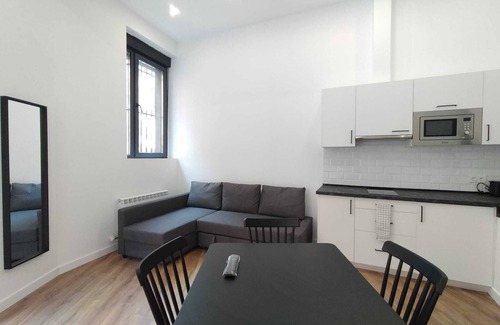 Oeste Apartment | Apartamentos Vacceas by gaiarooms