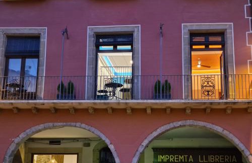 Vic Apartment | Apartaments Vicus 3 con vistas a la Plaza Mayor de Vic