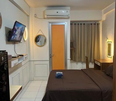 Cikarang Hotel | Apartemen Riverview Tower Mahakam By UVrooms