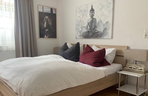 Medraz Apartment | Apartements am Kirchplatz: Centrally located holiday apartment in Fulpmes