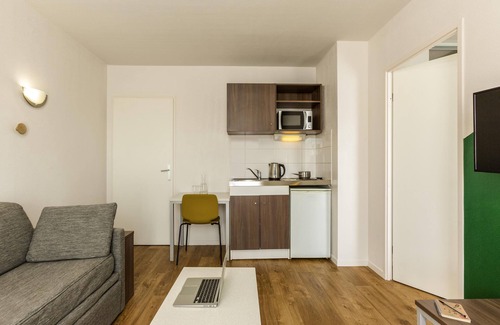 Carrieres-sous-Poissy House | Aparthotel Adagio Access Carrières-sous-Poissy