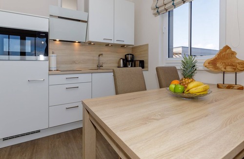 Boergerende-Rethwisch Apartment | Aparthotel Waterkant Suites, Suite 4-74 for up to 5 people.