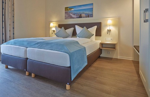 Boergerende-Rethwisch Apartment | Aparthotel Waterkant Suites, Suite 4-74 for up to 5 people.