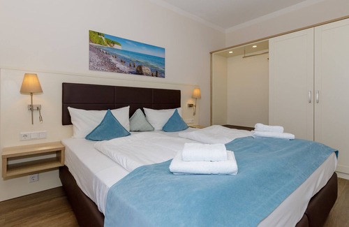 Boergerende-Rethwisch Apartment | Aparthotel Waterkant Suites, Suite 4-74 for up to 5 people.