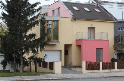 Brno Apartment | Apartmán 2